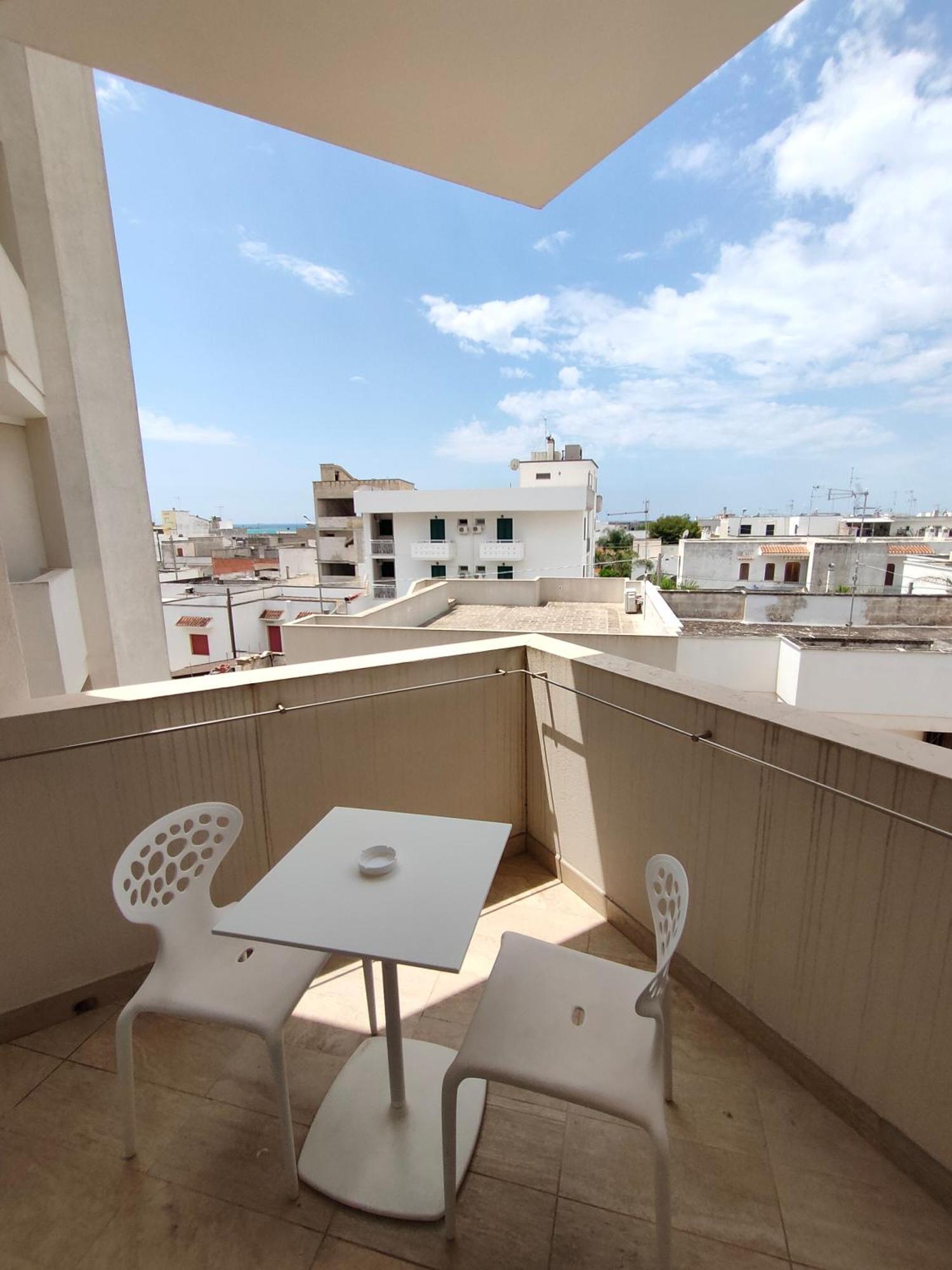 Quihotel Porto Cesareo Exteriér fotografie